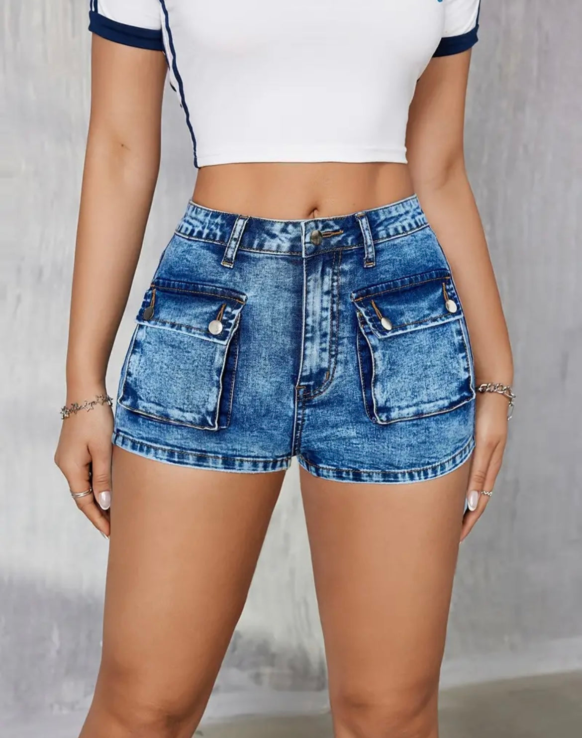 Big Pocket Denim shorts