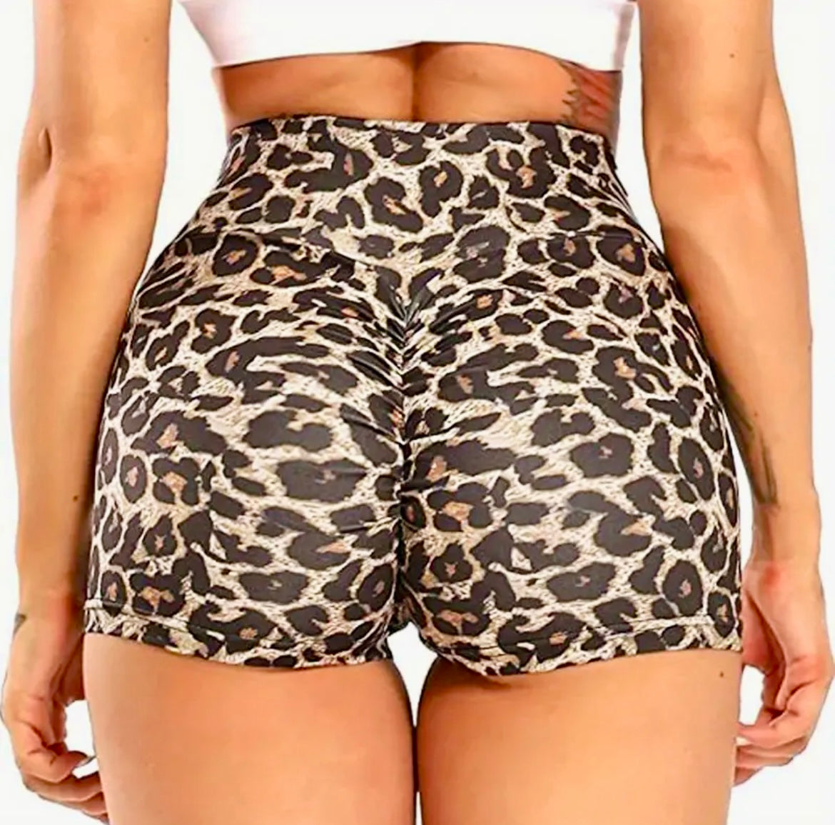 Scrunch Leopard shorts