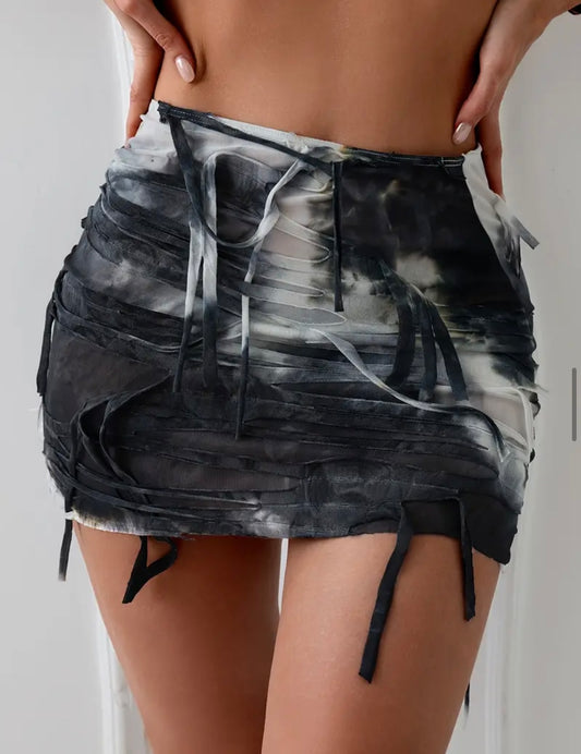 “Stringing Me Along” skirt