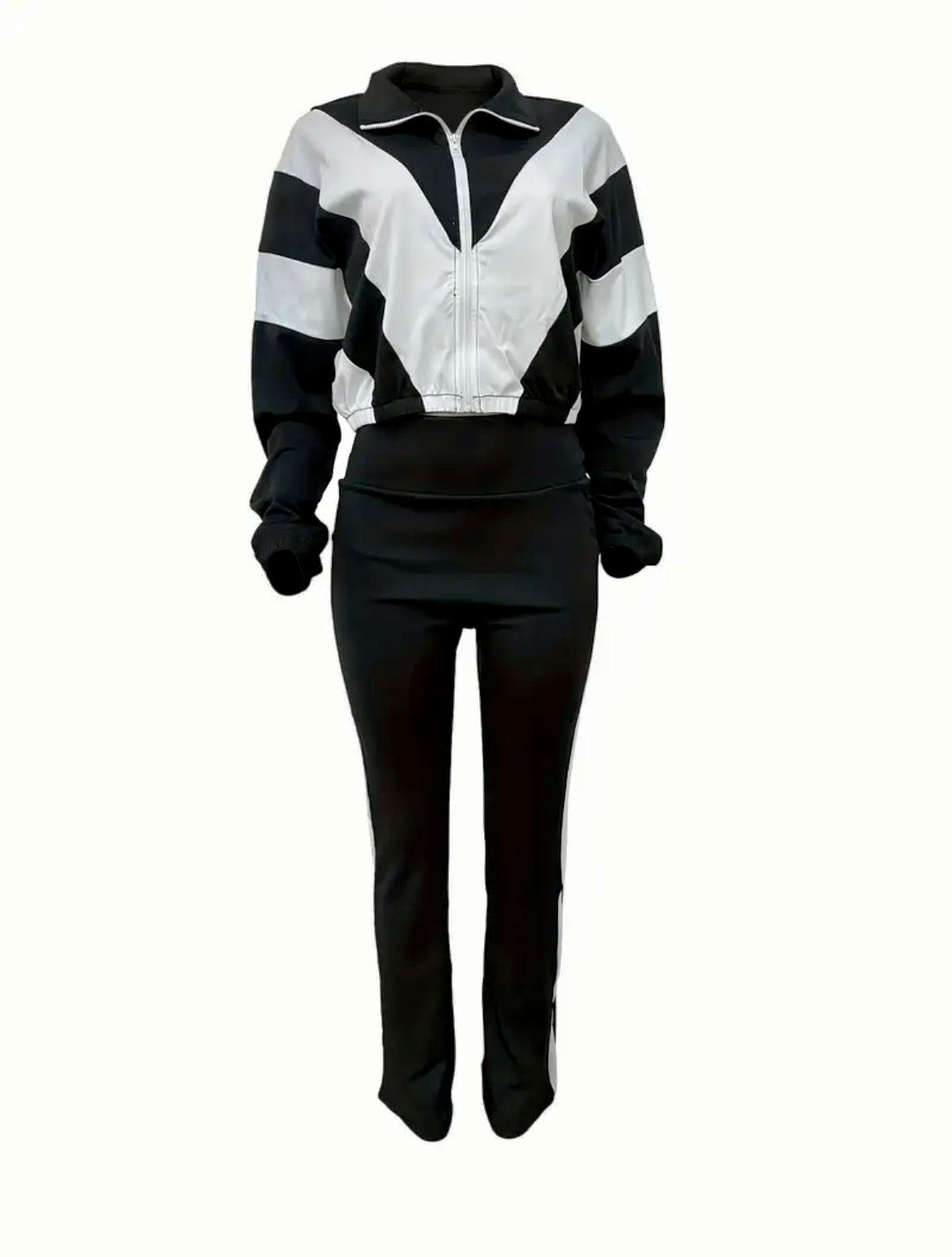 “Nikki” two piece black/white set